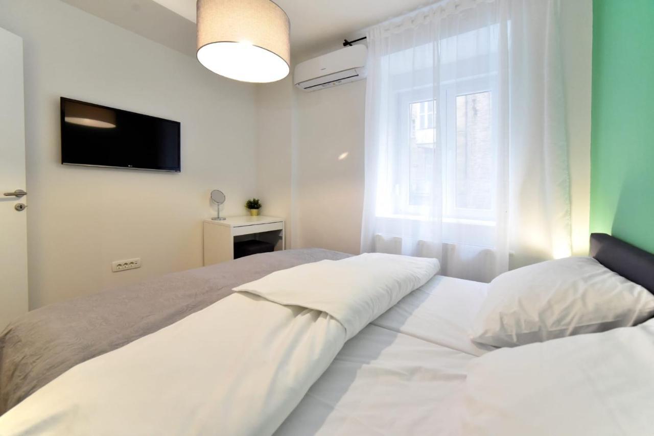 Moin Moin Double Bedroom Suite, Town Centre Zagreb Exteriör bild